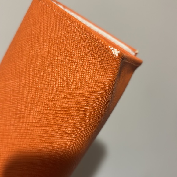 Tory Burch Sunglass Case - Picture 3 of 4